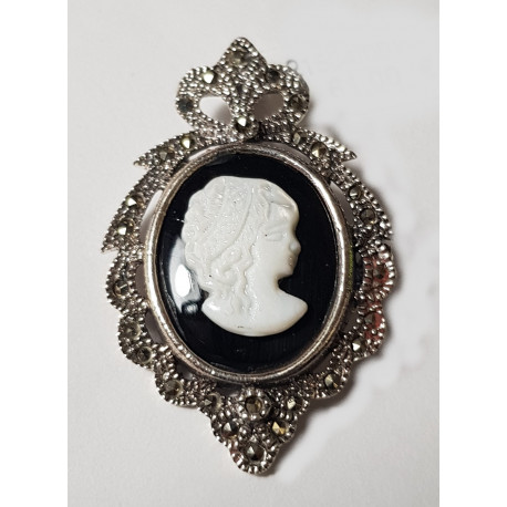 BROCHE/COLGANTE PLATA